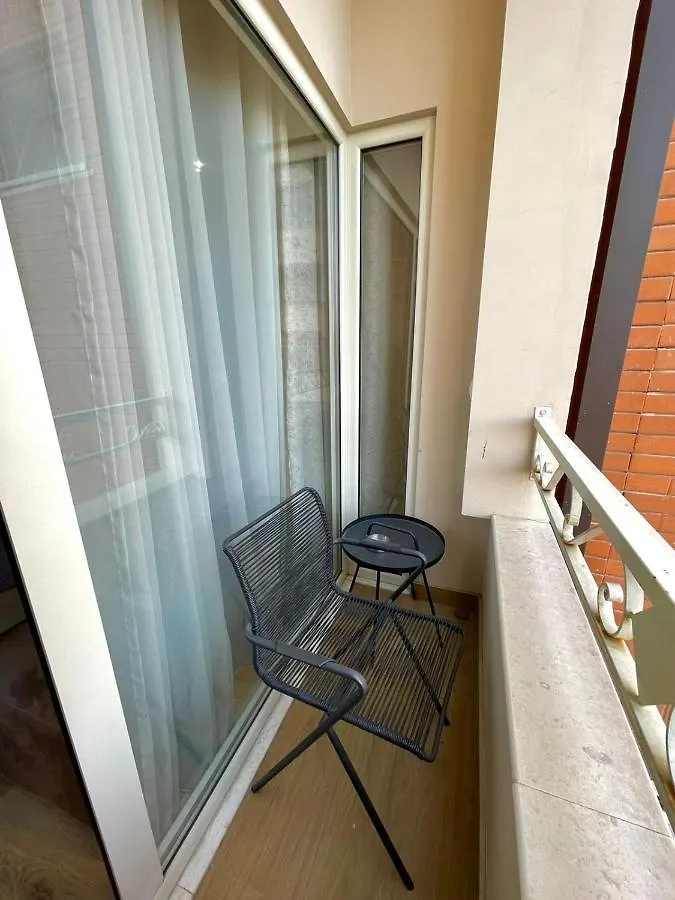 Apartment Prive Apartment, Studio, In Blloku Tirana
